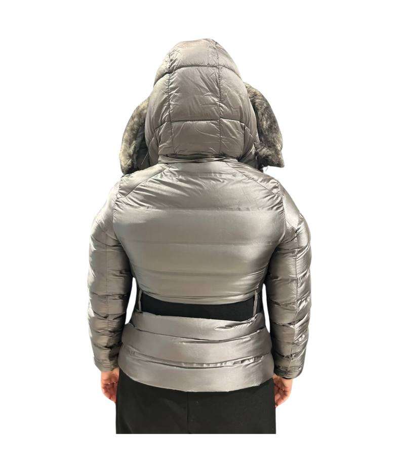 38961